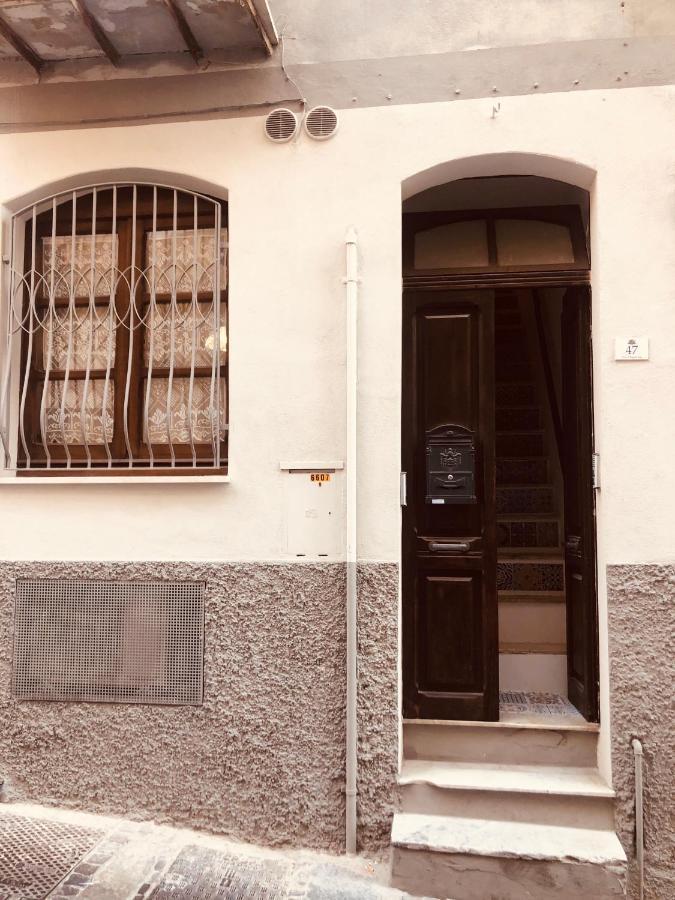 Casetta Alu' - Il Tuo Nido A Stampace Cagliari Bagian luar foto
