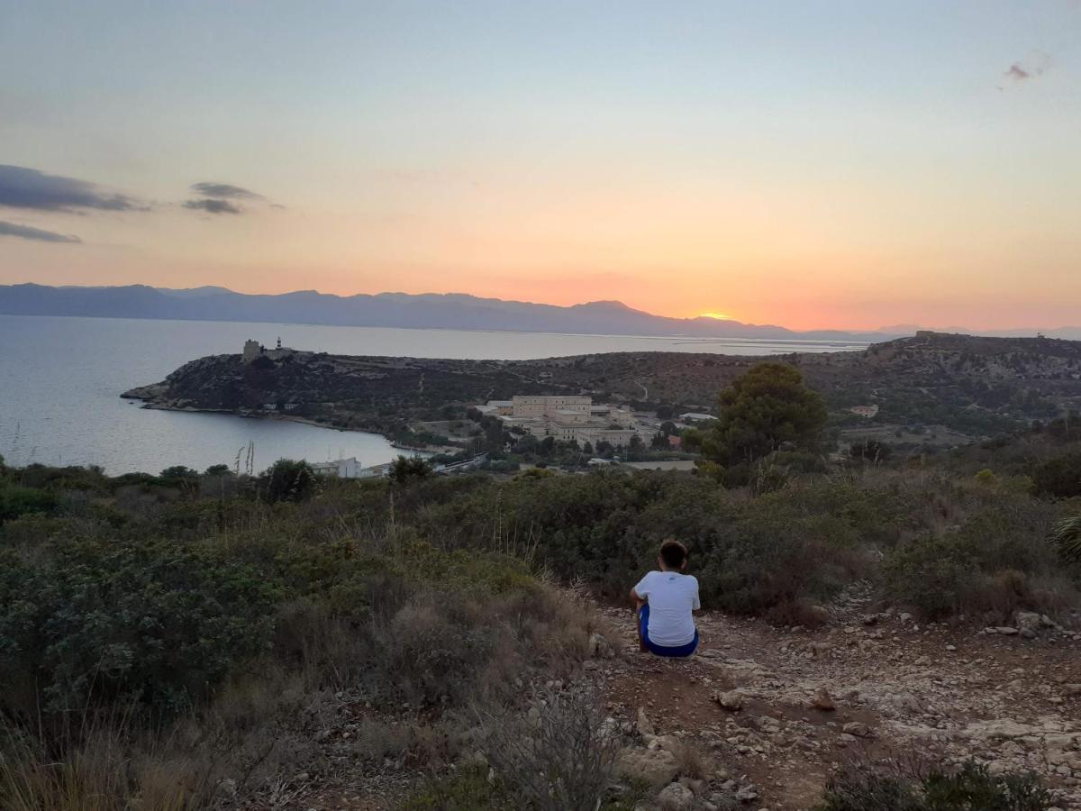 Casetta Alu' - Il Tuo Nido A Stampace Cagliari Bagian luar foto